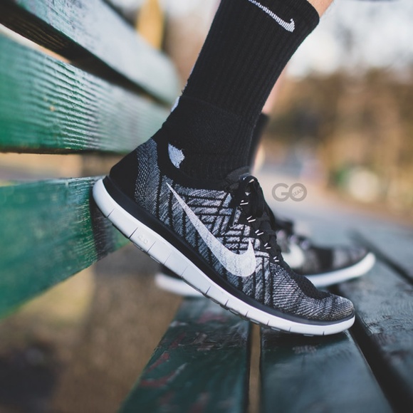 nike free flyknit 4.0 mens gold